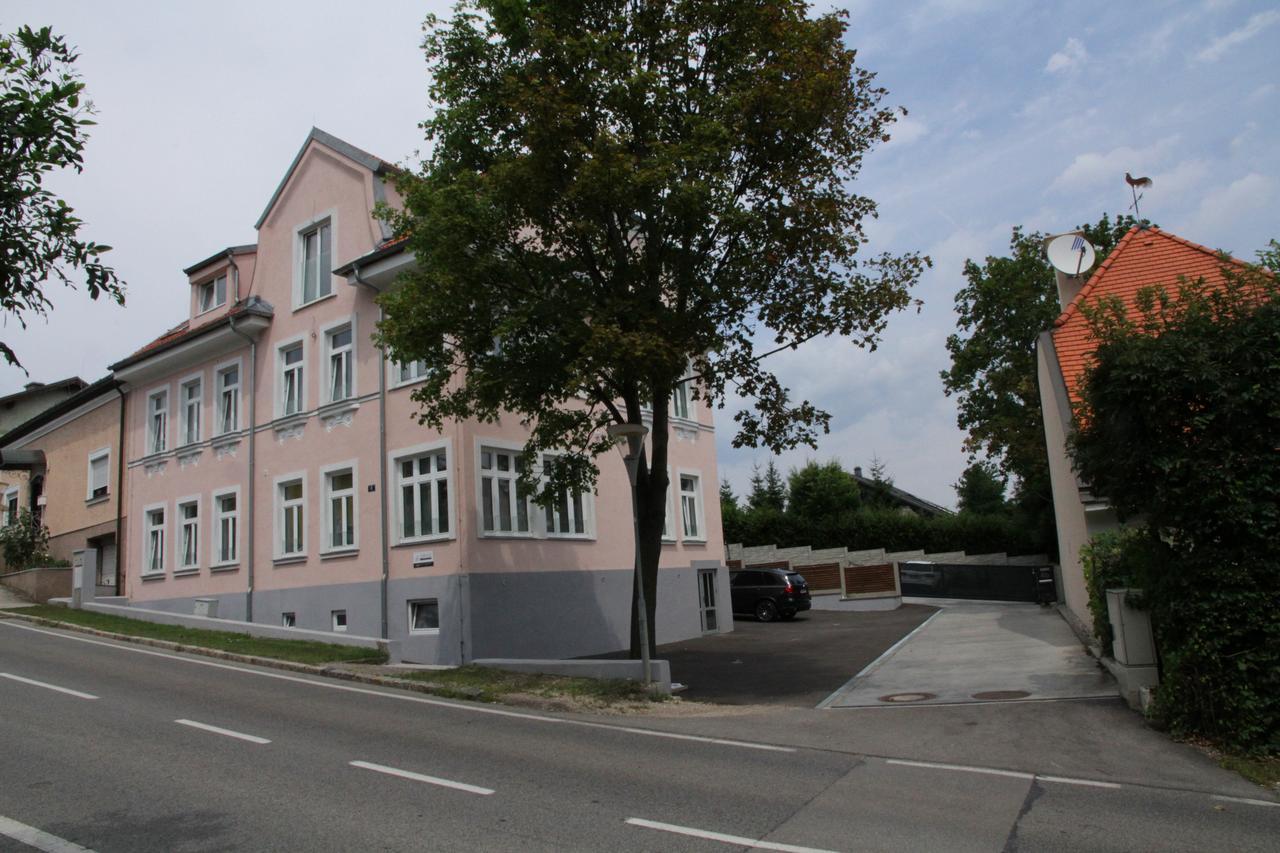 Triangle Apartments Giesshubl Dış mekan fotoğraf